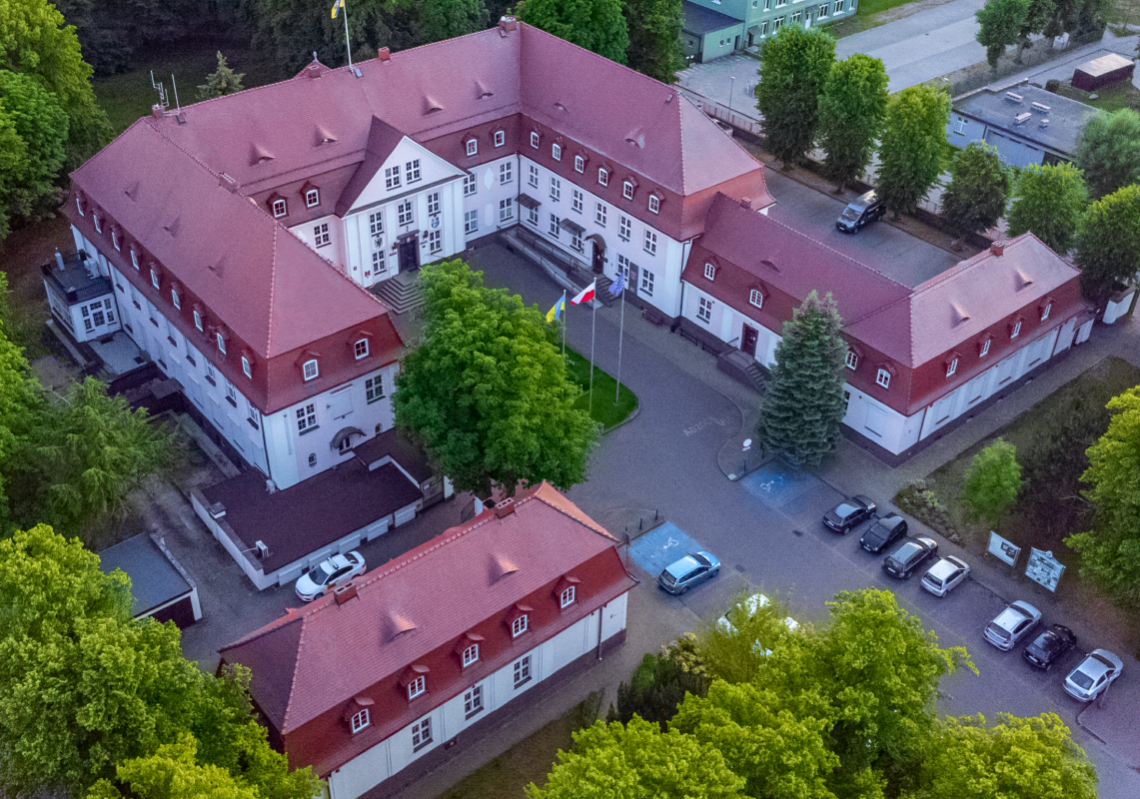 Grafika 1: Dłużej otwarte starostwo i sprawniejsza obsługa mieszkańców