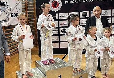 7 medali Mistrzostw Pomorza w JUDO dla UKS Team Dragon Wejherowo