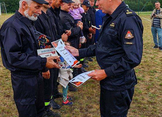 Grafika 3: PIKNIK STRAŻACKI W ŁEBUNI