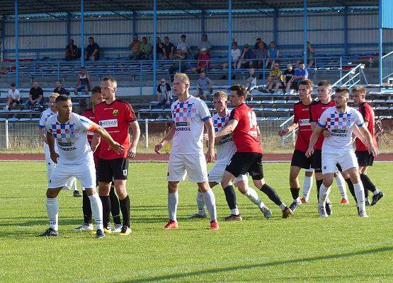 Grafika 4: Pogoń - Czarni 1:0