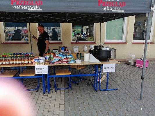 Grafika 15: Rodzinny festyn w Zespole Szkół w Cewicach za nami