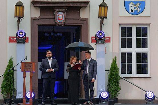 Grafika 3: Urodziny budynku Starostwa