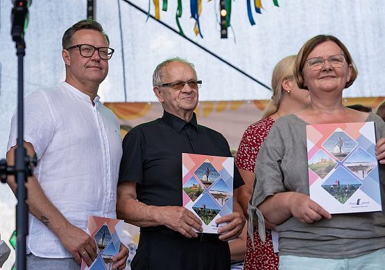 Grafika 2: Sukces Sołectwa Cewice!