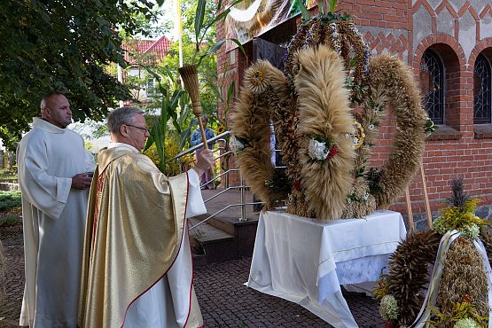Grafika 3: Dożynki Powiatowe w Lubowidzu