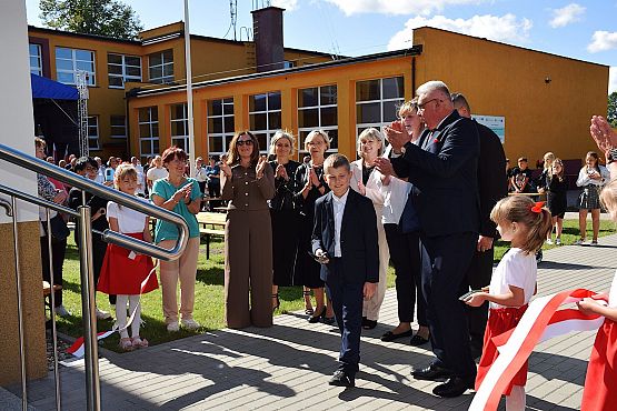 Uroczyste otwarcie nowej części szkoły w Siemirowicach!