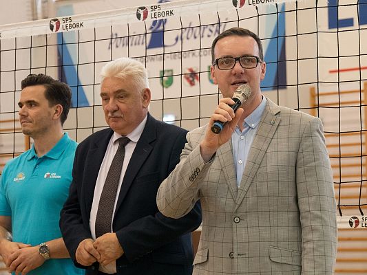 Grafika 7: Wystartował Międzynarodowy   Maraton Piłki Siatkowej Młodzieży