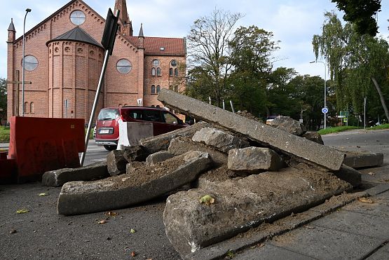 Grafika 3: Kaszubska w przebudowie