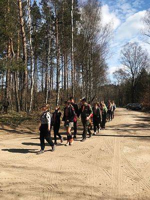 Grafika 5: 22 lutego – Dzień Myśli Braterskiej