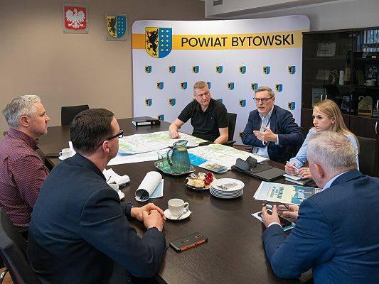 Rowerzyści przyspieszają prace nad trasą Bytów – Łeba grafika