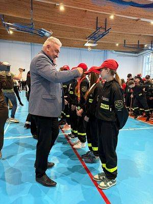 Grafika 6: II Wojewódzkie Halowe Zawody Sportowo-Pożarnicze MDP w Drewnicy