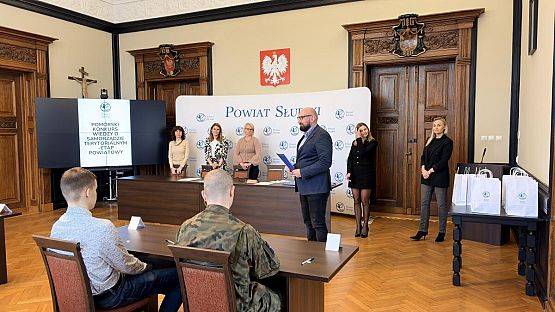 Etap powiatowy Pomorskiego Konkursu Wiedzy o Samorządzie Terytorialnym rozstrzygnięty! grafika