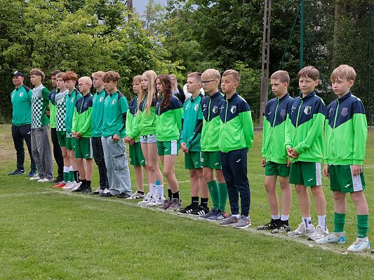 Grafika 9: 40 lat tradycji świętuje Klub sportowy Leśnik Cewice