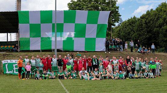 Grafika 3: 40 lat tradycji świętuje Klub sportowy Leśnik Cewice