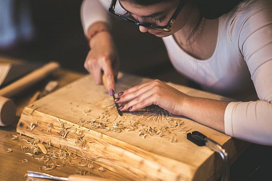 Grafika 4: „Festiwal Drewna – Drewno. Materiał Przyszłości”.