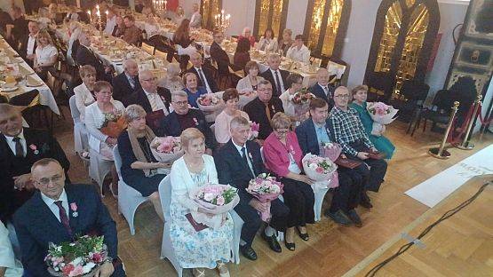 Grafika 6: Jubileusze par małżeńskich w Gminie Cewice